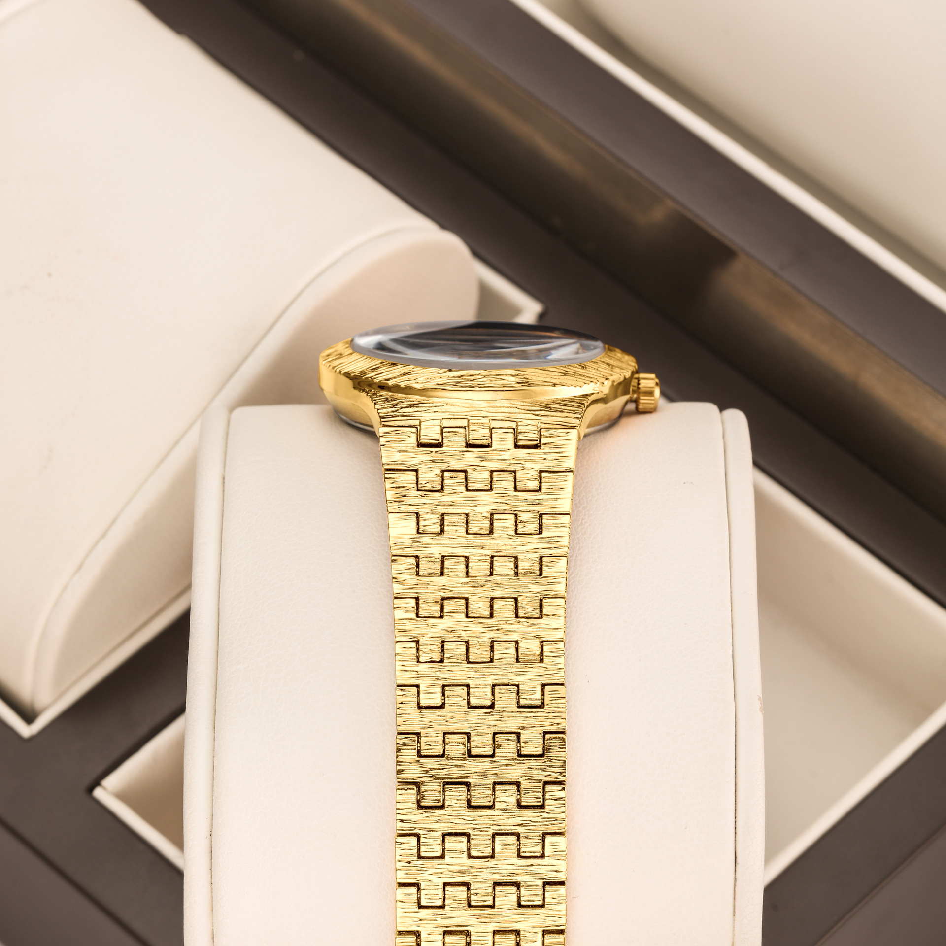 Yalalusi high-end, light luxur – Luxury Watch Trading recenzja i cena