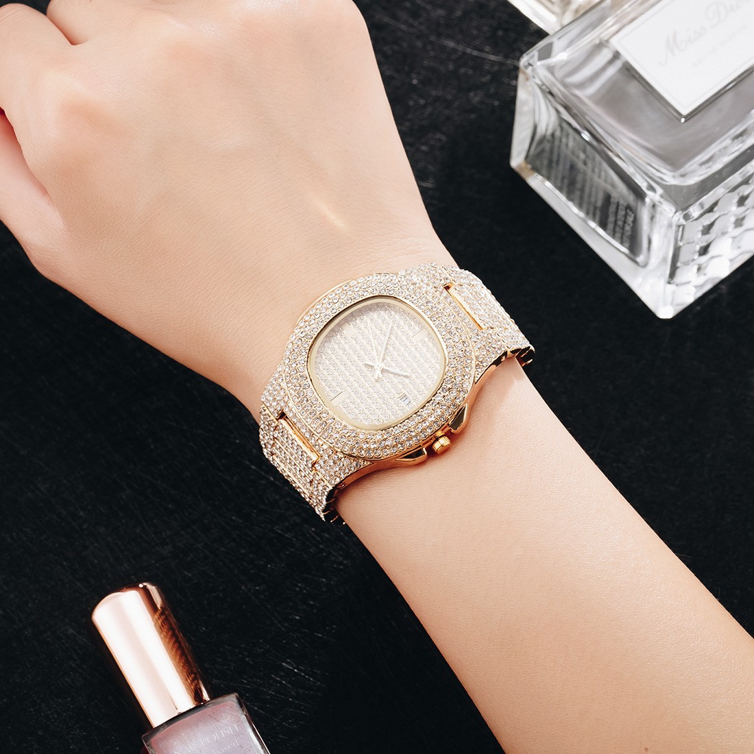 New Fashionable Full Diamond M – Luxury Watch Trading recenzja i cena