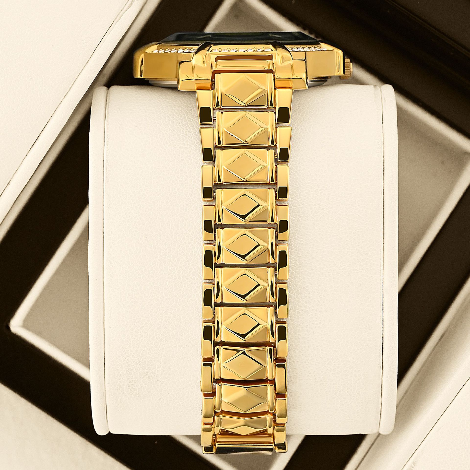 Yalalusi Luxury Gold Diamond O – Luxury Watch Trading recenzja i cena
