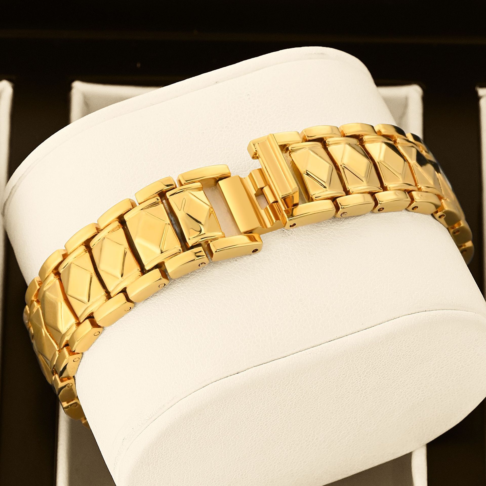 Yalalusi Luxury Gold Diamond O – Luxury Watch Trading recenzja i cena